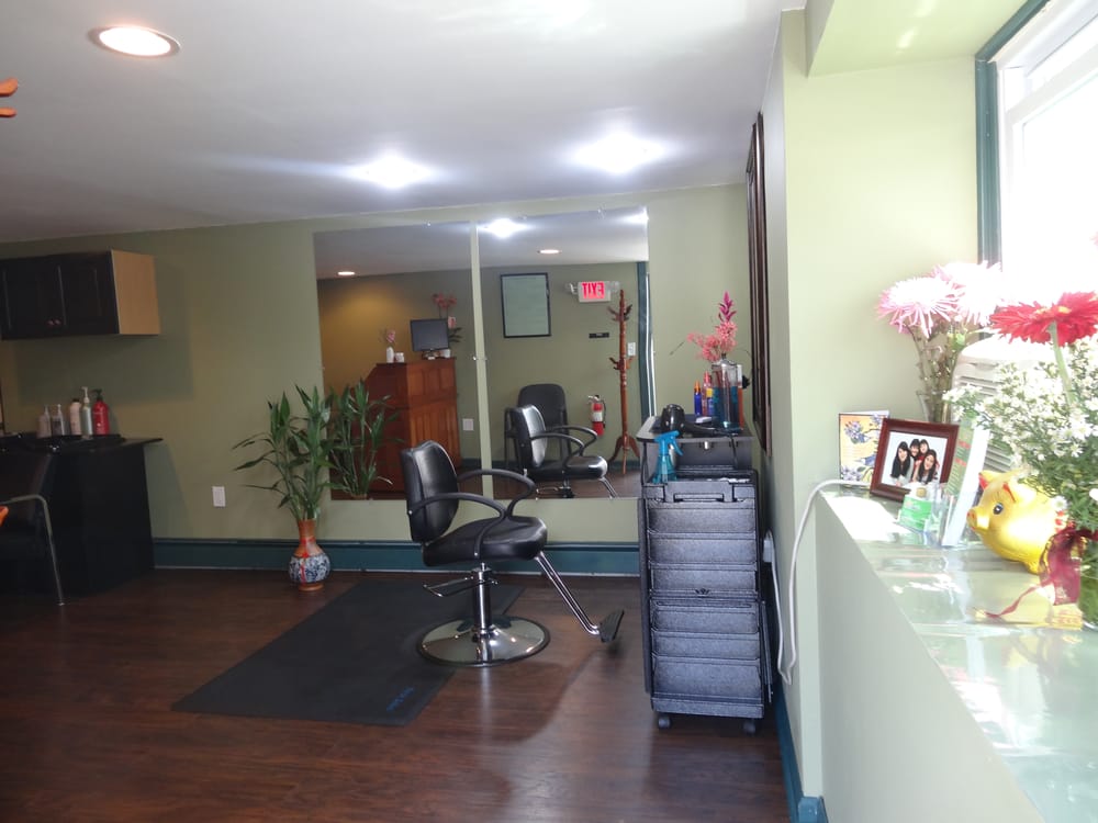 Corner Styling Station